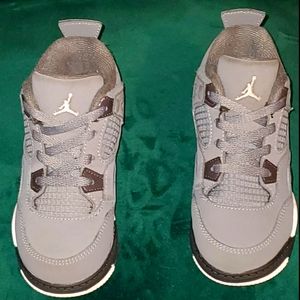 Kids Jordan 4s